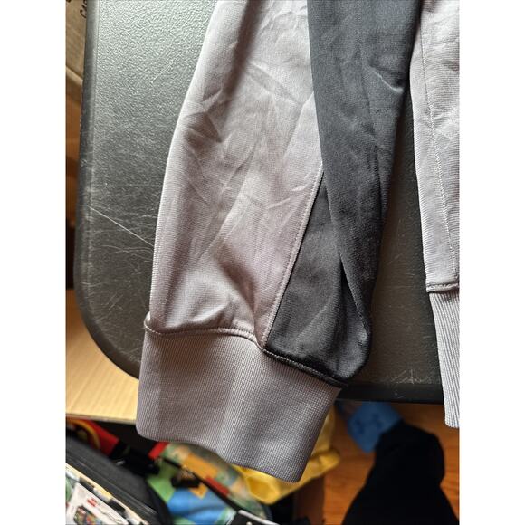 Under Armour Mens Jacket Size XL Windbreaker Full Zip Loose Yellow Gold Black - Picture 5 of 10